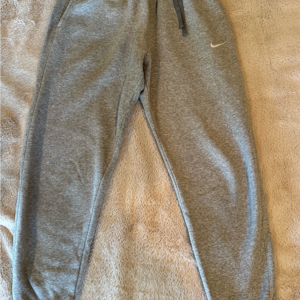 Nike Men’s Gray Joggers